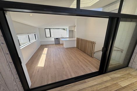 Photo of property in 7b Manor Place, Point Chevalier, Auckland, 1022
