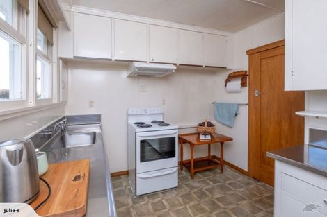 Photo of property in 4 Celia Street, Stratford, 4332