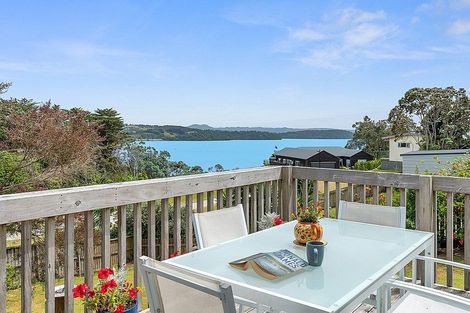 Photo of property in 8 Inca Place, Snells Beach, 0920