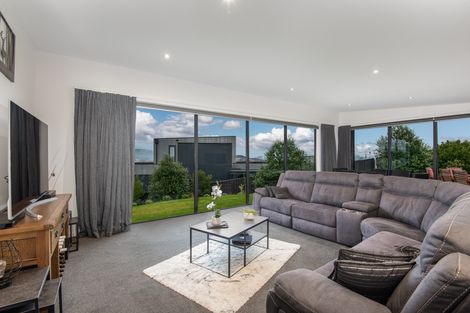 Photo of property in 8 Erica Crescent, Mosgiel, 9024