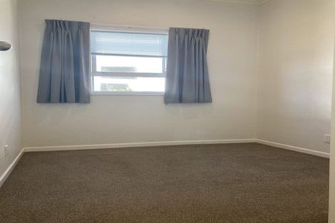 Photo of property in 17 Queens Drive, Kilbirnie, Wellington, 6022