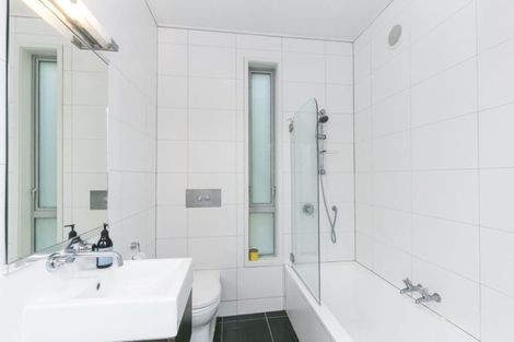 Photo of property in 26 Rodrigo Road, Kilbirnie, Wellington, 6022