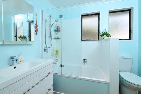 Photo of property in 16a Tupelo Street, Pukete, Hamilton, 3200