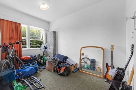 Photo of property in 77 Birdwood Avenue, Papatoetoe, Auckland, 2025