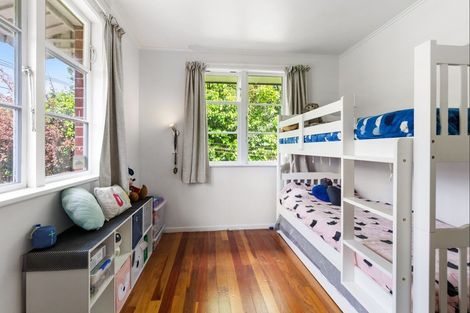 Photo of property in 119 Kings Crescent, Hutt Central, Lower Hutt, 5010