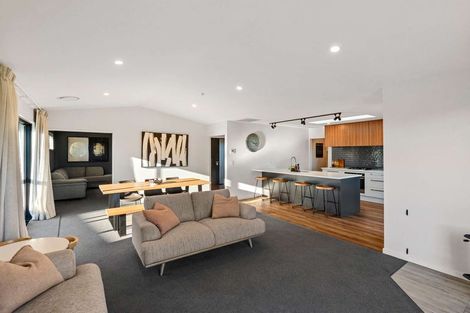 Photo of property in 11 Chris Drive, Rolleston, 7614