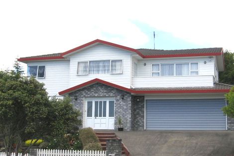Photo of property in 4 Crestview Place, Browns Bay, Auckland, 0630