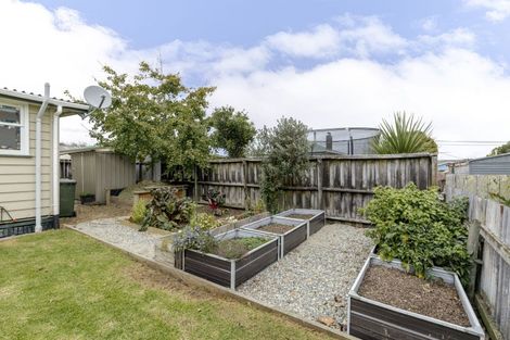 Photo of property in 17a Carey Street, Waitara, 4320