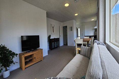 Photo of property in 17c Belray Place, Papamoa Beach, Papamoa, 3118