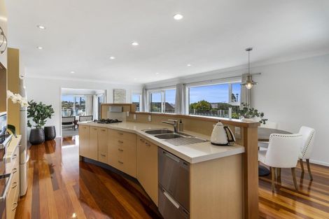 Photo of property in 7 Star Place, Cockle Bay, Auckland, 2014