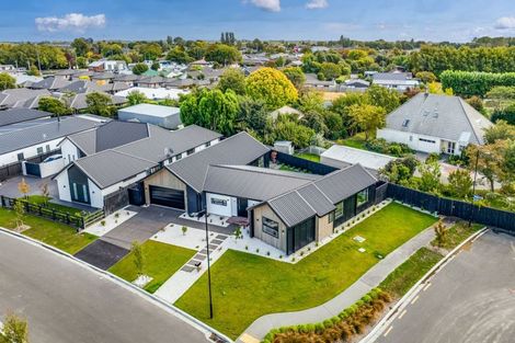 Photo of property in 2 Ferbane Way, Halswell, Christchurch, 8025