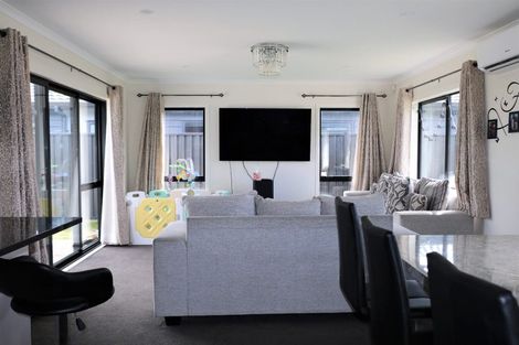 Photo of property in 55 Buddle Road, Wallaceville, Upper Hutt, 5018