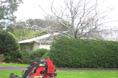 Photo of property in 6 Peace Avenue, Moturoa, New Plymouth, 4310