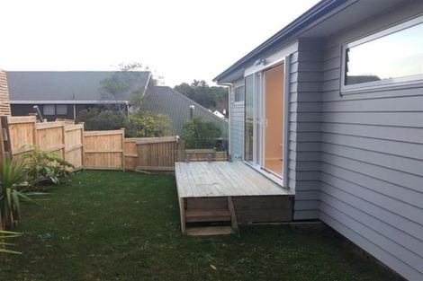 Photo of property in 3a Stitchbird Close, Murrays Bay, Auckland, 0630