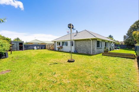 Photo of property in 50 Arawhata Road, Paraparaumu, 5032