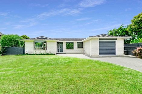 Photo of property in 35 Ngaio Road, Waikanae, 5036