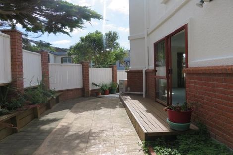 Photo of property in 27 Amesbury Drive, Churton Park, Wellington, 6037