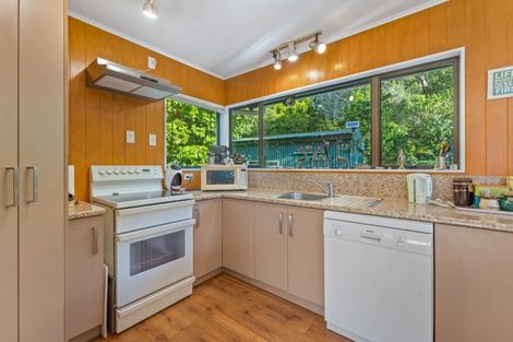 Photo of property in 3900 Kenepuru Road, Black Rock, Picton, 7282