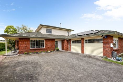 Photo of property in 17 Willowfield Place, Pukete, Hamilton, 3200