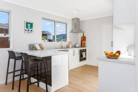 Photo of property in 19 Sombrero View, Ascot Park, Porirua, 5024
