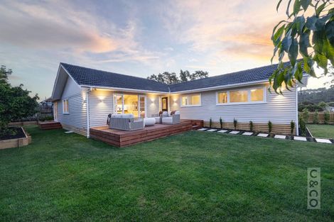 Photo of property in 2 Queen Street, Riverhead, 0820