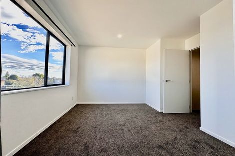 Photo of property in 50d Greenmeadows Avenue, Manurewa East, Auckland, 2102