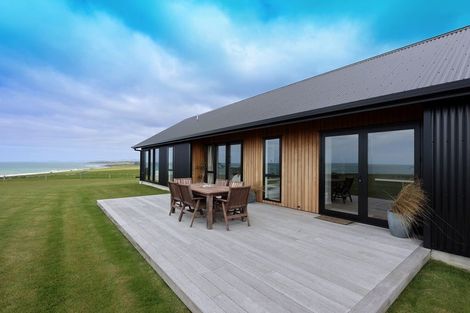 Photo of property in 55 Gardiners Road, Awamoa, Oamaru, 9495