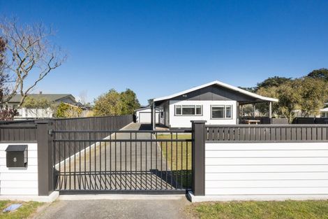 Photo of property in 8 Cousins Avenue East, Foxton Beach, Foxton, 4815