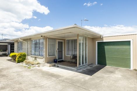Photo of property in 2/505 Burnett Street, Mahora, Hastings, 4120