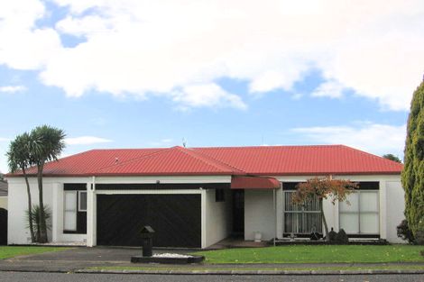 Photo of property in 17 Davita Place, Farm Cove, Auckland, 2012