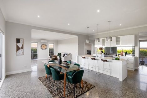 Photo of property in 160 Cumberland Drive, Flagstaff, Hamilton, 3210