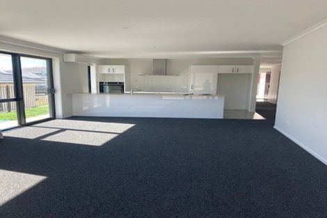 Photo of property in 7 Tangata Way, Omokoroa, 3114