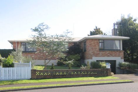 Photo of property in 9 Epsom Road, Mount Maunganui, 3116