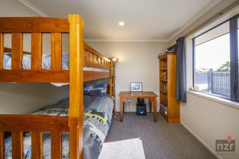 Photo of property in 25 Montgomery Street, Feilding, 4702