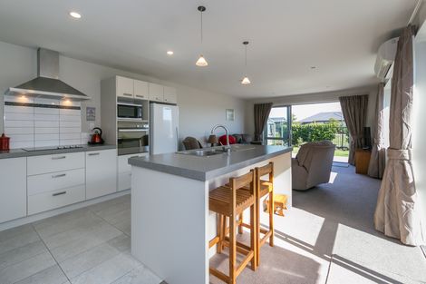 Photo of property in 7 Dunaverty Place, Broomfield, Christchurch, 8042