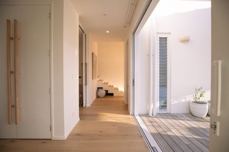 Photo of property in 16 Rangitahi Road, Raglan, 3225