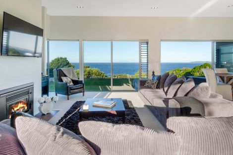 Photo of property in 22 Wonderview Road, Leigh, 0985