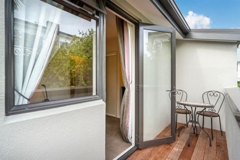 Photo of property in 4/2 Ramsgate Terrace, Mairangi Bay, Auckland, 0630