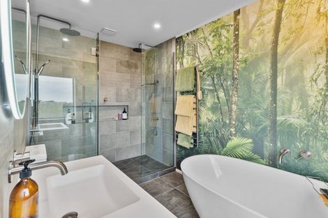 Photo of property in 86 Whites Road, Whitford, Howick, 2571