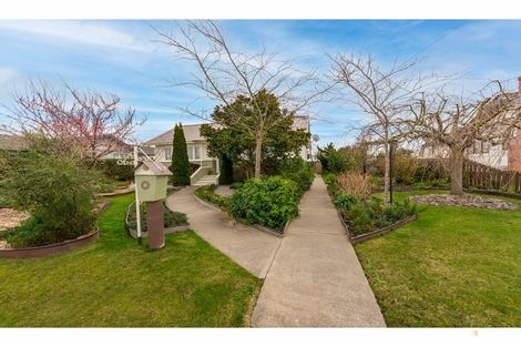 Photo of property in 8 Moorhouse Street, Waimate, 7924