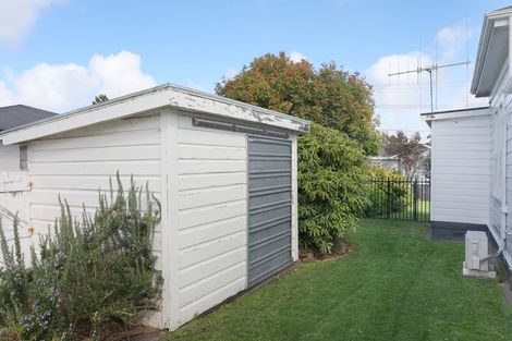 Photo of property in 40 Follett Street, Marton, 4710