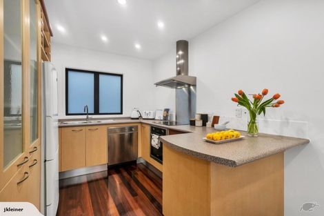 Photo of property in 8b Macaulay Street, Eden Terrace, Auckland, 1021