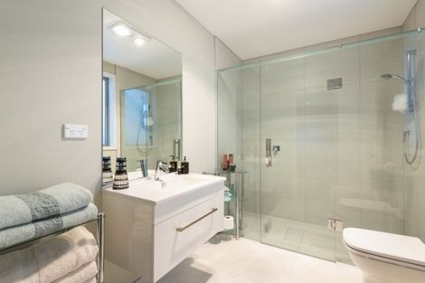 Photo of property in 1 Ellesmere Close, Pyes Pa, Tauranga, 3112