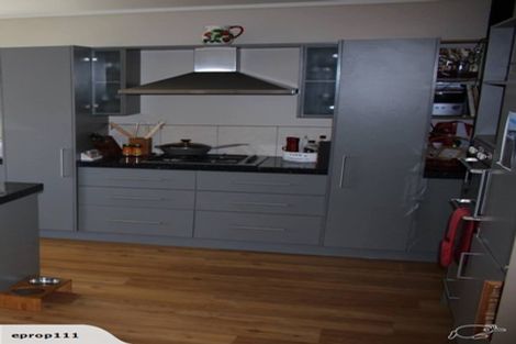 Photo of property in 92a Wharf Road, Clarks Beach, Pukekohe, 2679