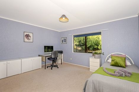 Photo of property in 69 Seddon Crescent, Whataupoko, Gisborne, 4010