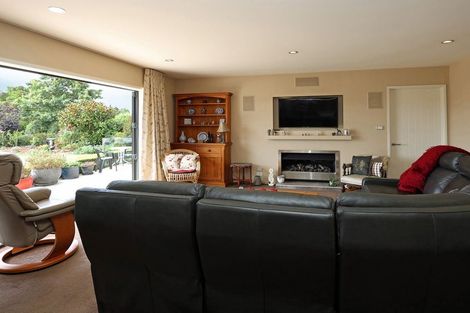Photo of property in 58d Essex Street, Weston, Oamaru, 9401