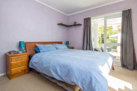 Photo of property in 9 Ewen Street, Ngunguru, Whangarei, 0173