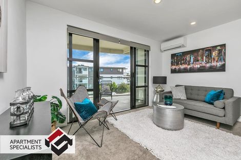 Photo of property in Apollo Apartments, 201/46 Rosedale Road, Rosedale, Auckland, 0632