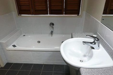 Photo of property in 87 Nautilus Drive, Gulf Harbour, Whangaparaoa, 0930