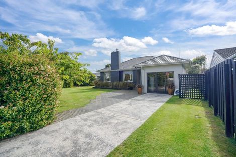 Photo of property in 28 Cruickshank Crescent, Rosedale, Invercargill, 9810